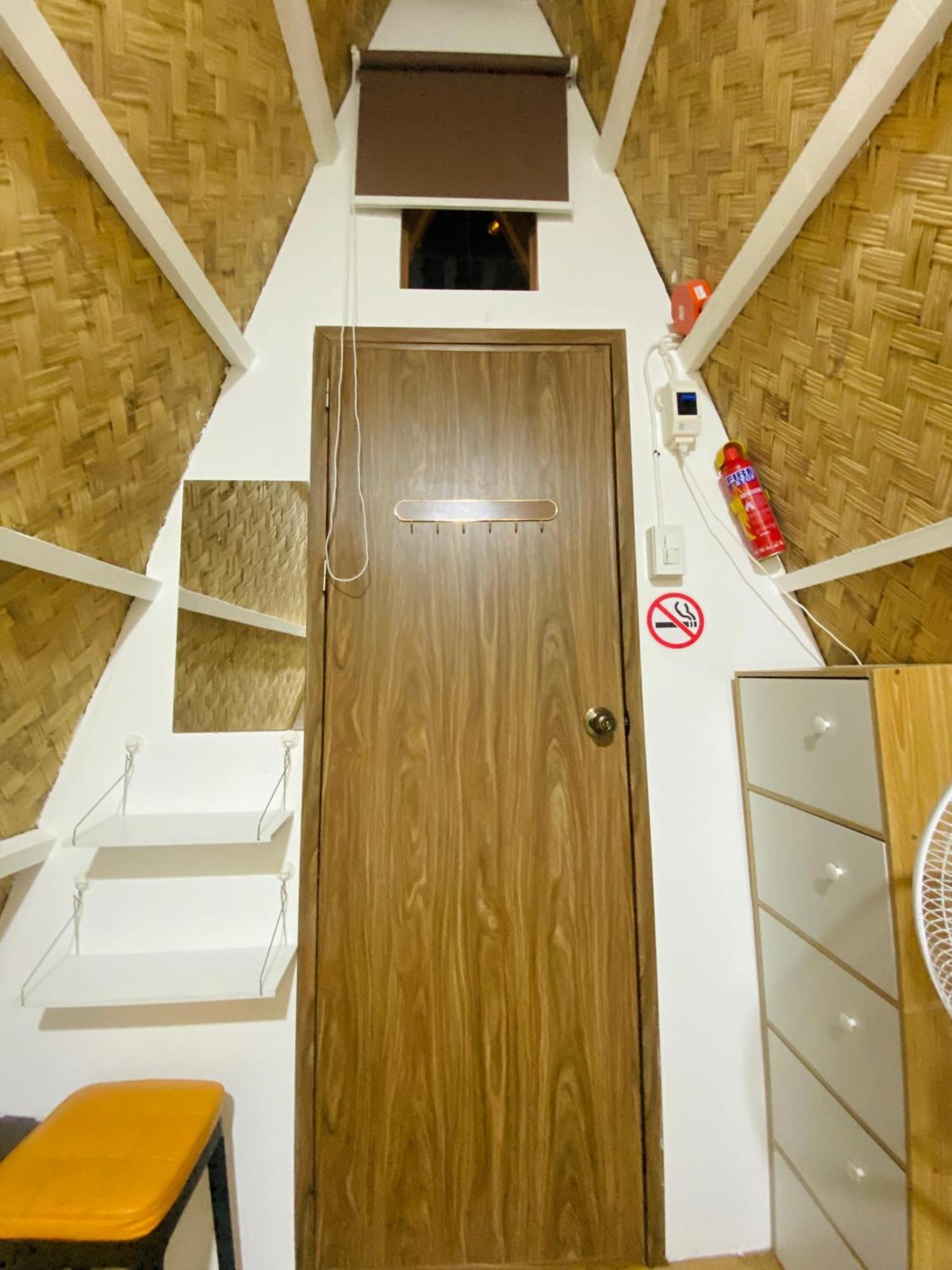 Happy Monkey Hostel 엘니도 외부 사진